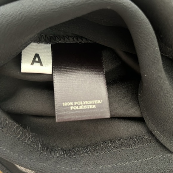 Ann Taylor Black Cutout Appliqué Sleeveless Top Large - Picture 2 of 6